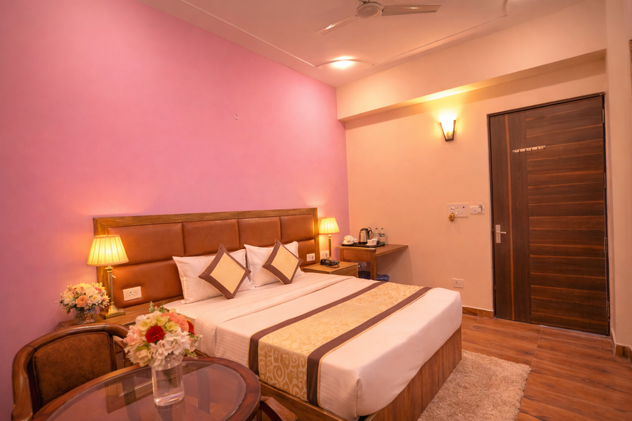 hotel stiltstay greater noida