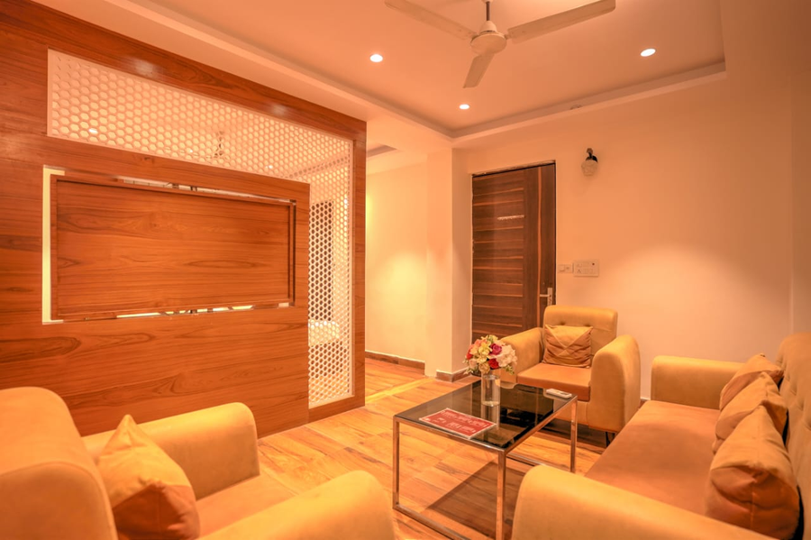 hotel stiltstay greater noida