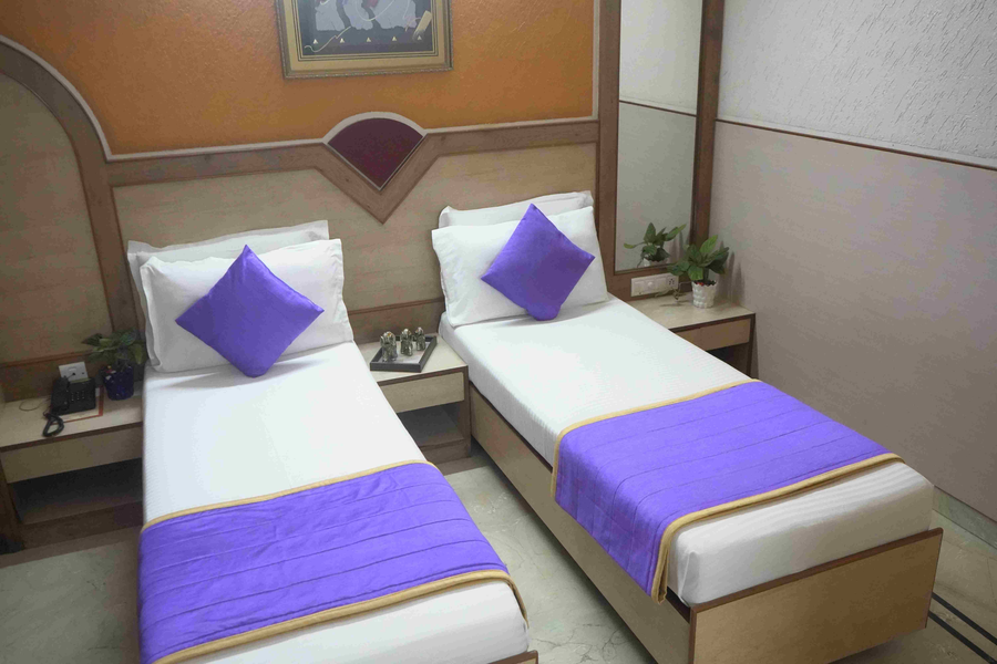 the grand krishna rooms madiwala