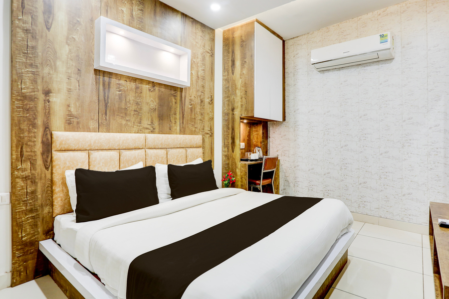 super townhouse model town rohtak formerly hotel tathastu