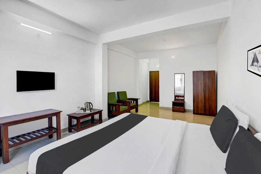 hotel o madikeri city center near ksrtc bus stand