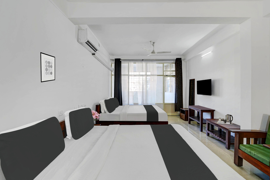 hotel o madikeri city center near ksrtc bus stand