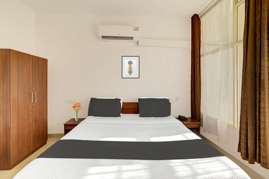 hotel o madikeri city center near ksrtc bus stand