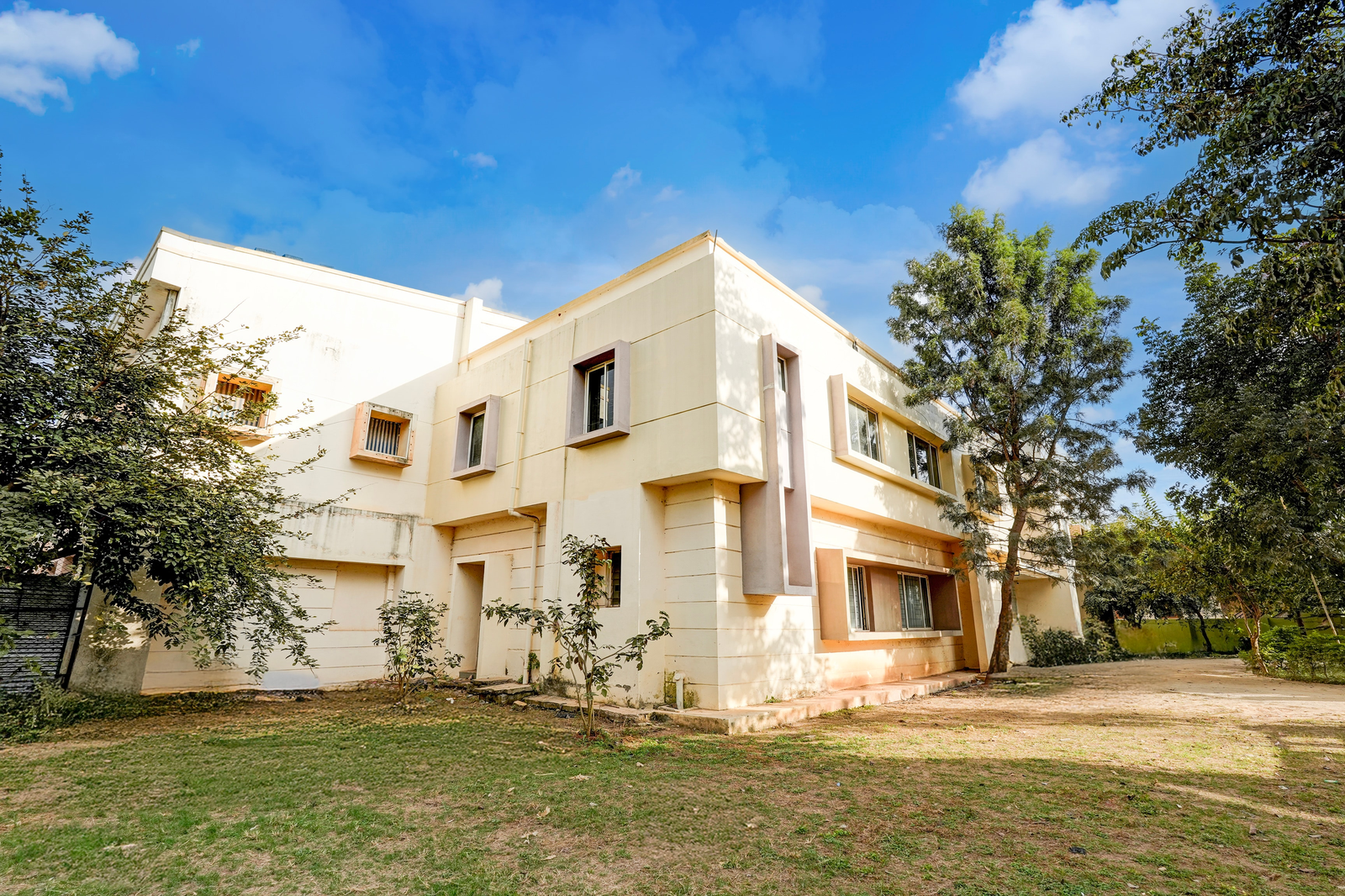 super hotel o hennagara rd bommasandara