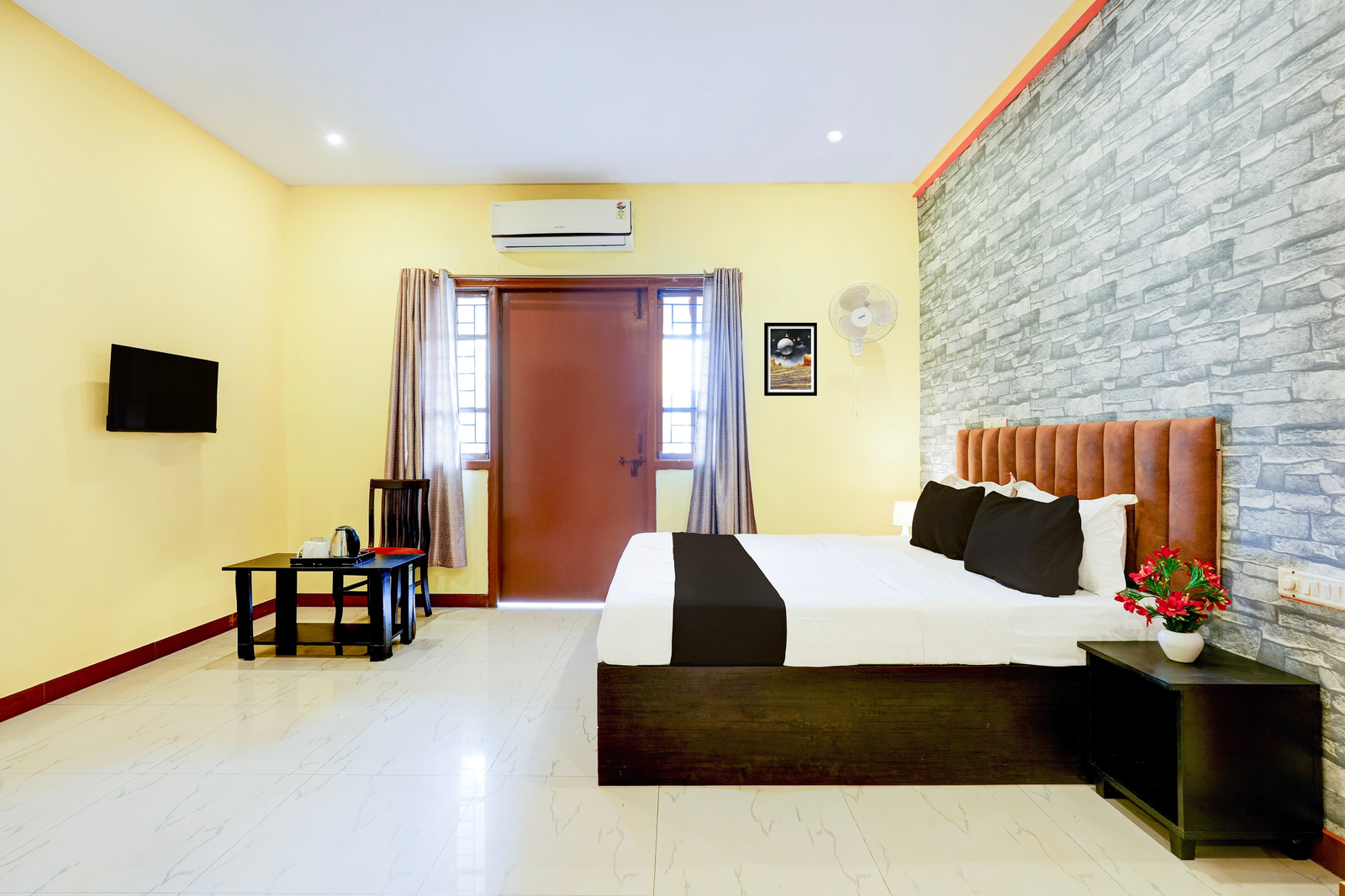 super hotel o hennagara rd bommasandara