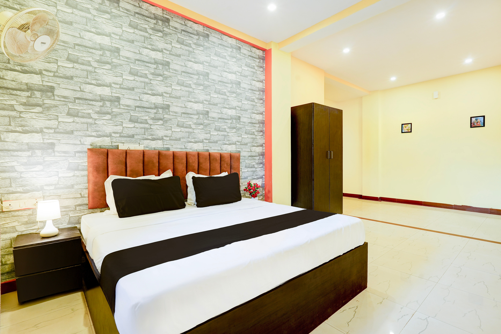 super hotel o hennagara rd bommasandara