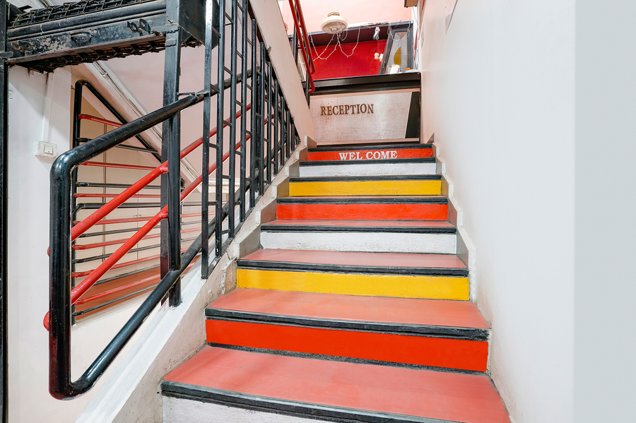 fabhotel saroj inn