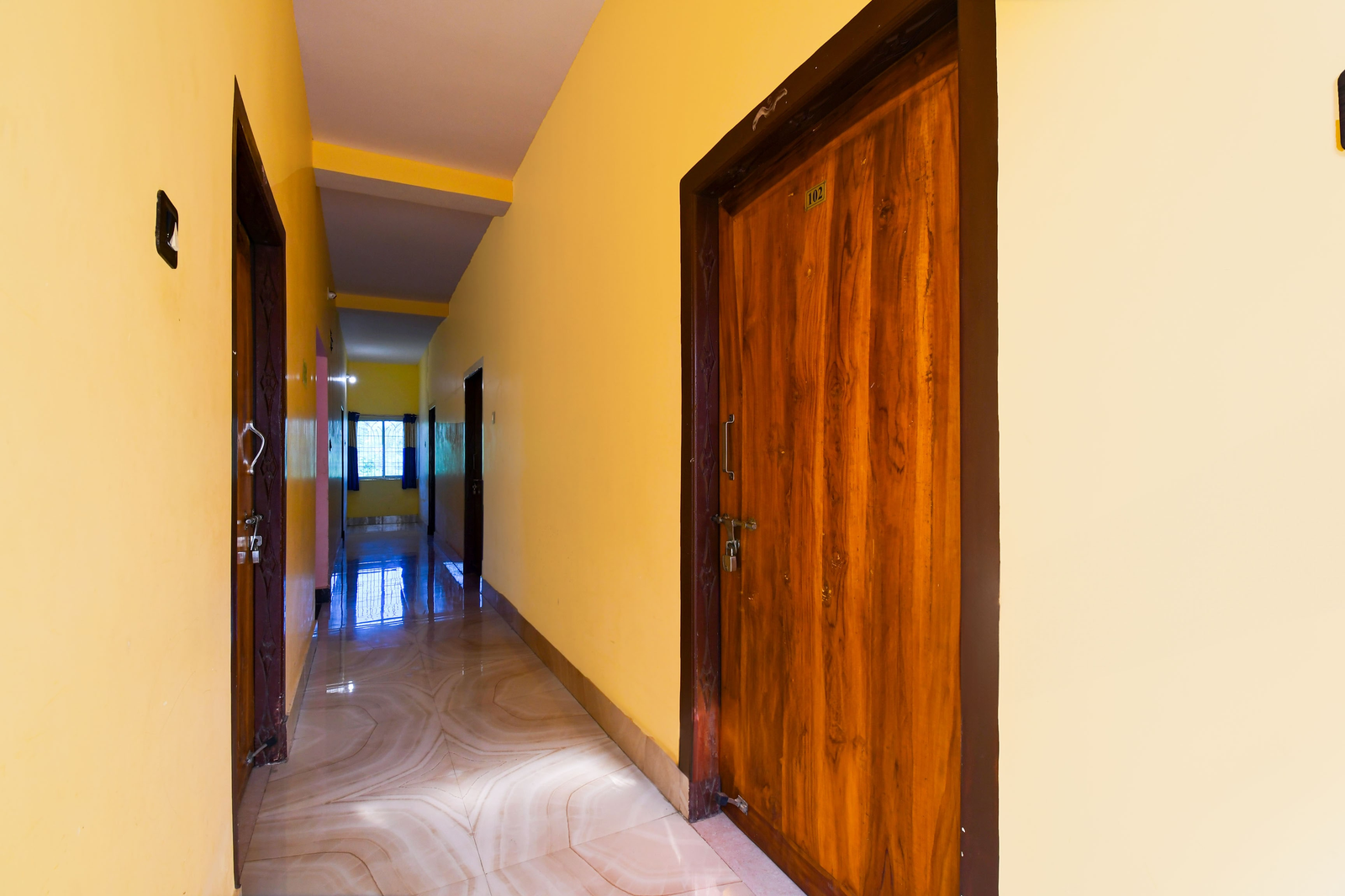 super hotel o sarvodaya nagar near railway station