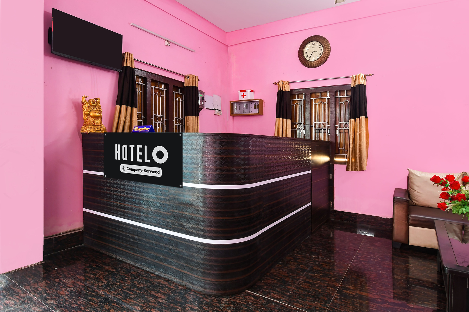 super hotel o sarvodaya nagar near railway station