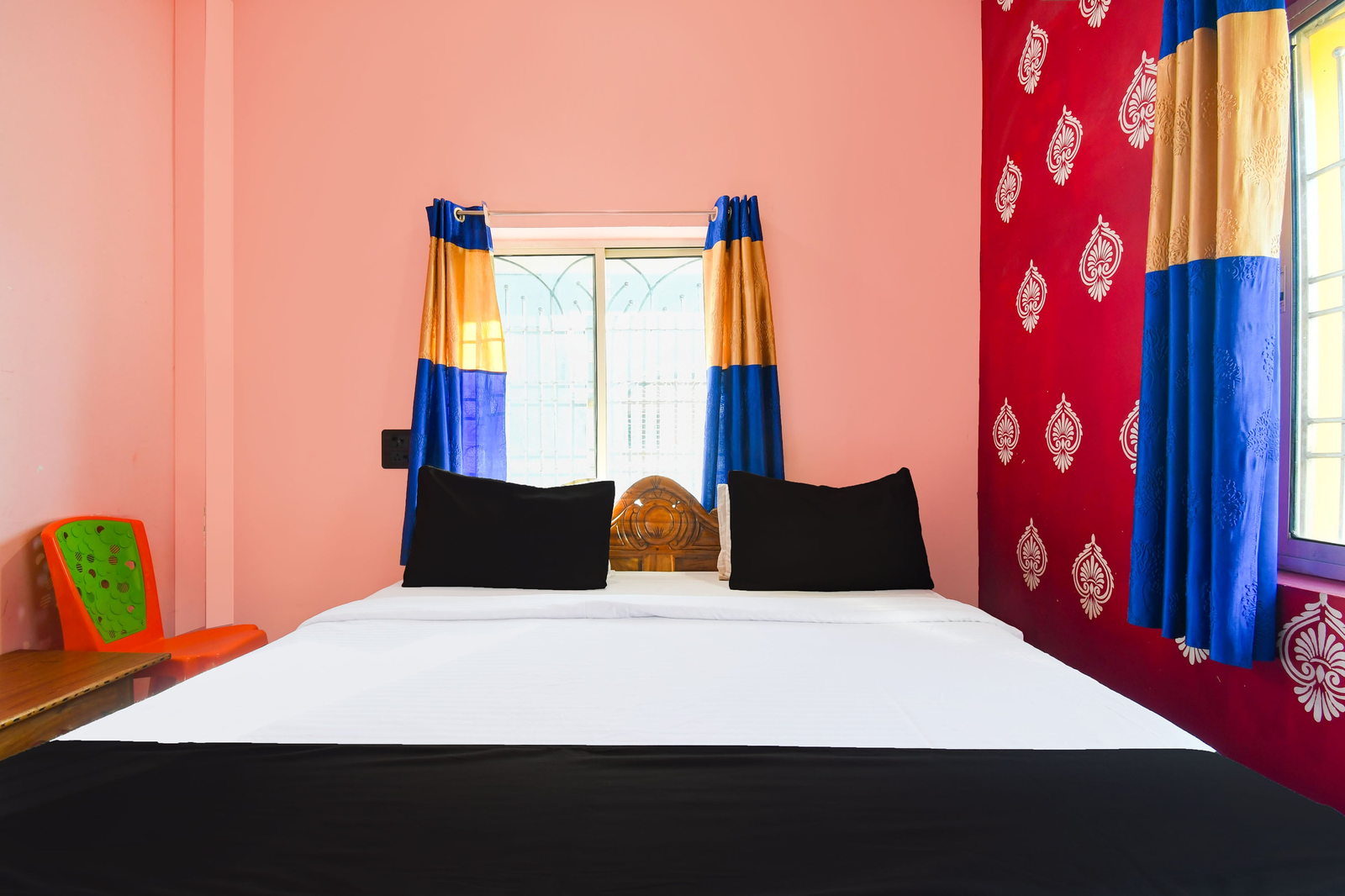 super hotel o sarvodaya nagar near railway station