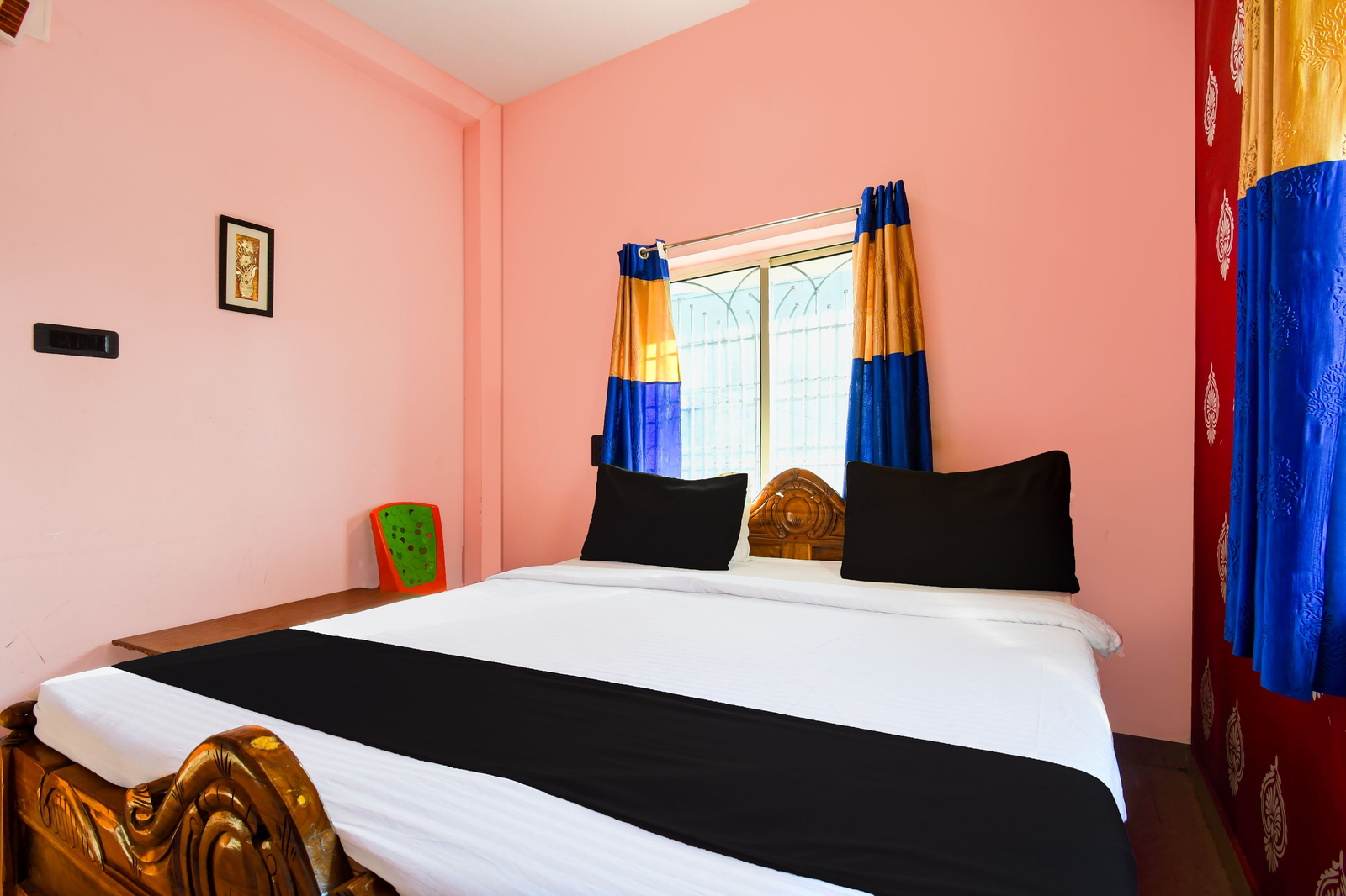 super hotel o sarvodaya nagar near railway station