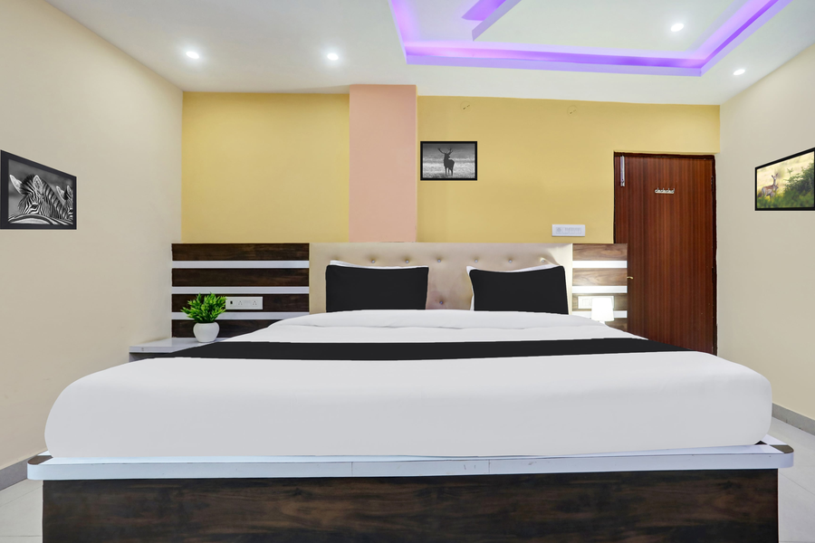super collection o danapur near railway station