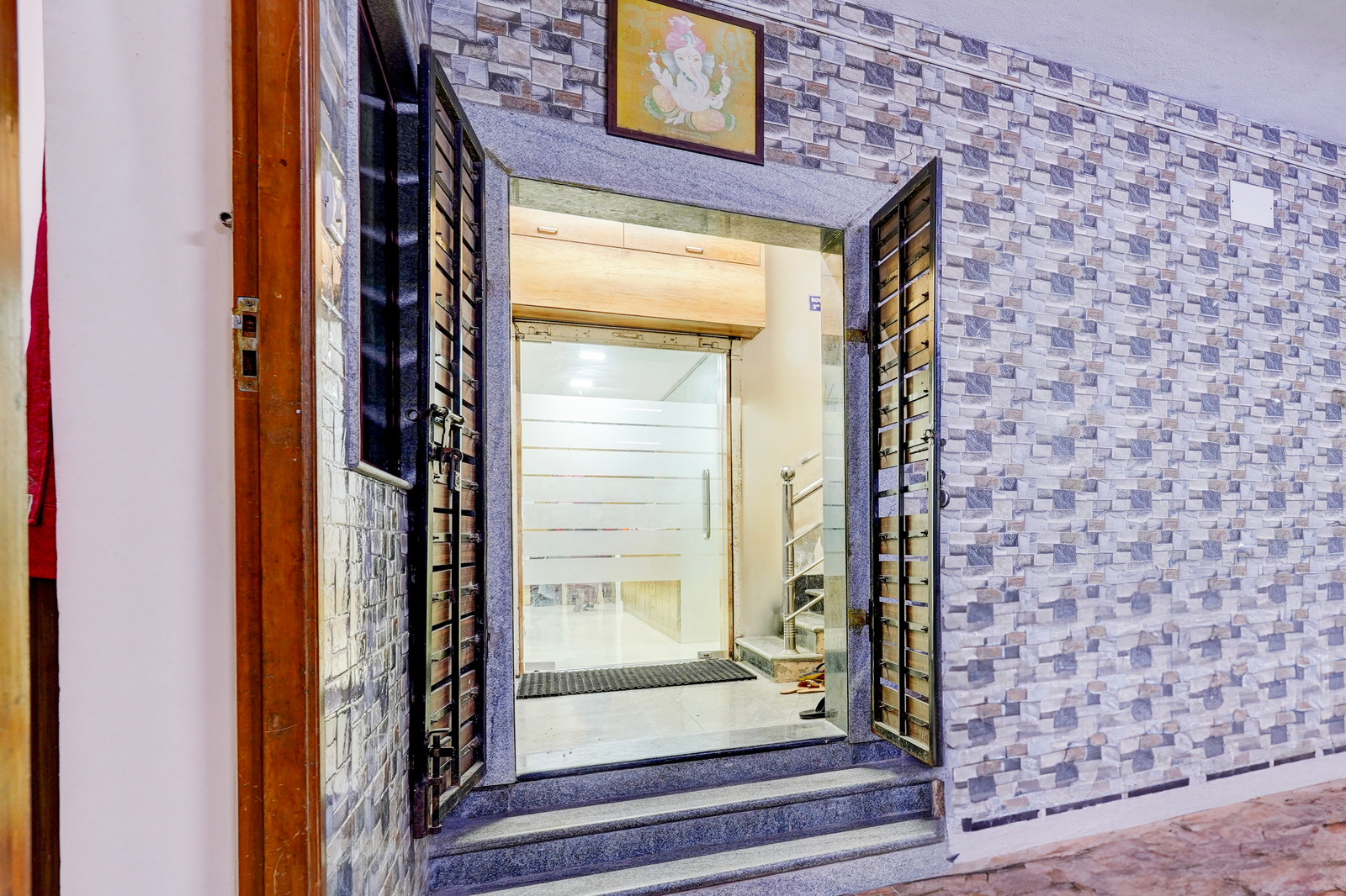 Hotel O Choolai Near Chennai Railway Station,,3 star