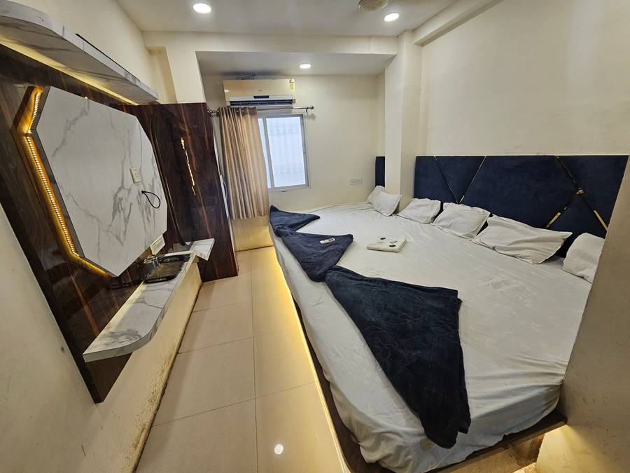 Hotel Aagman Palace - Near Mahakal Temple,Mahakal Marg,3 star