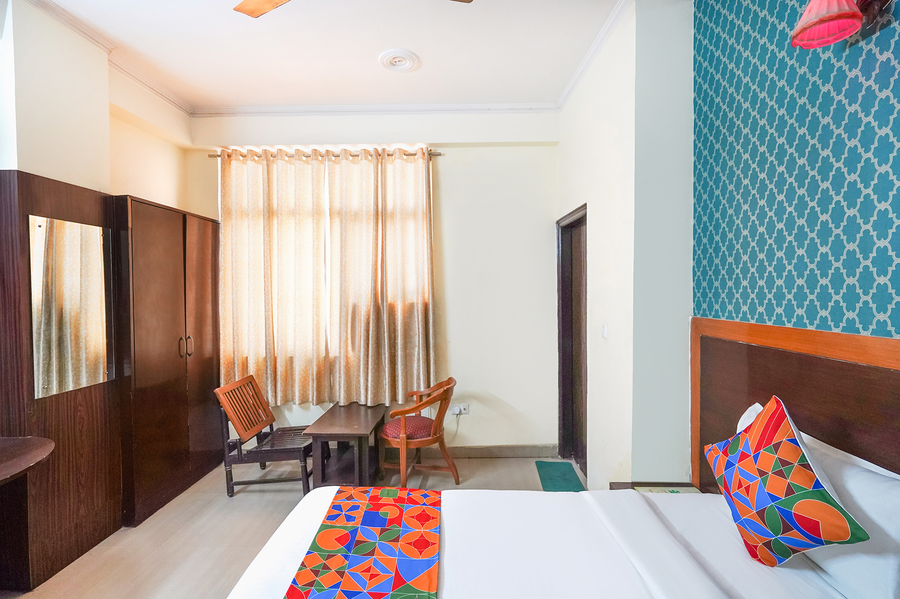 fabhotel green view palace