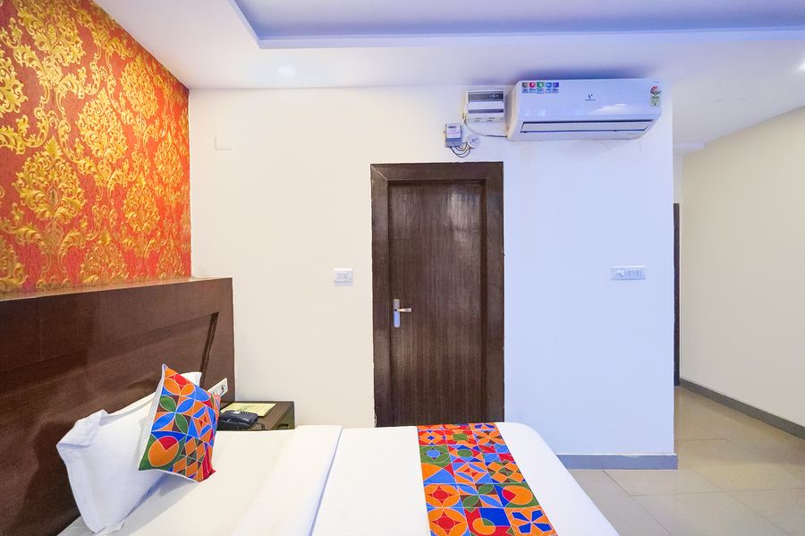 fabhotel green view palace