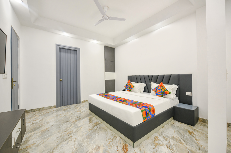 fabhotel the premium villa