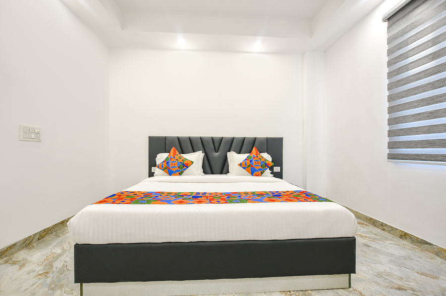 fabhotel the premium villa