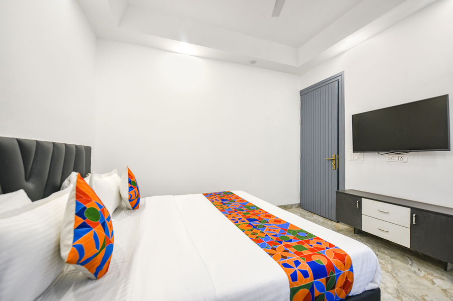 fabhotel the premium villa