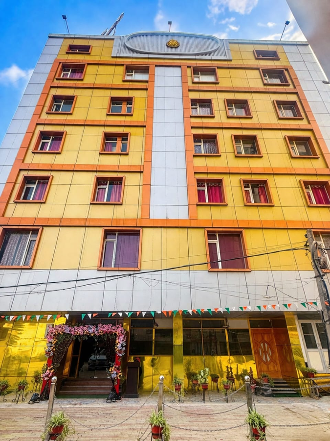 Hotel Golden Meet,,2 star