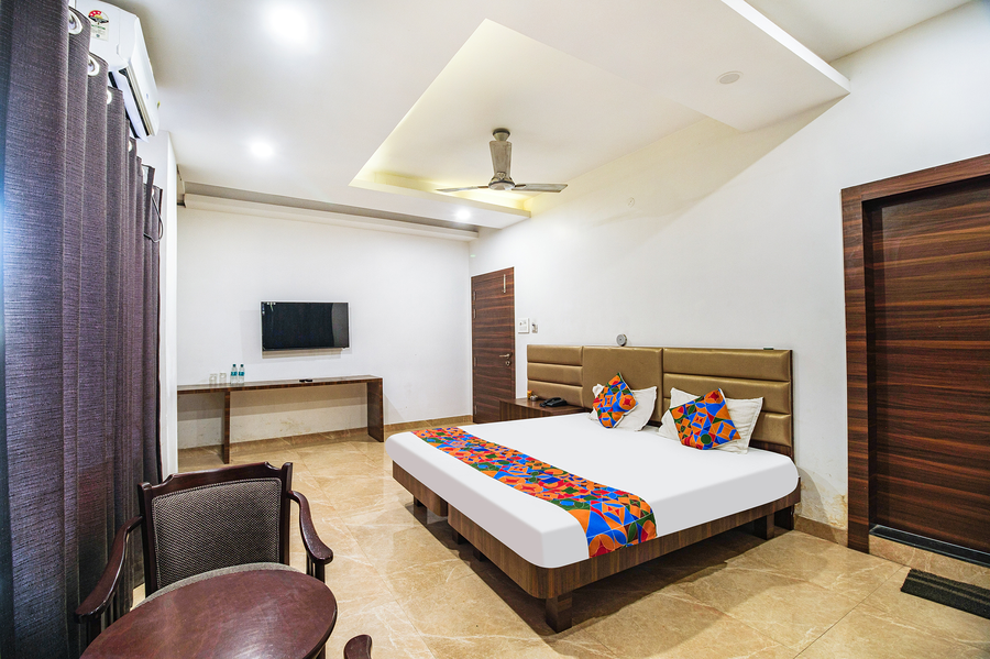 hotel apple tree