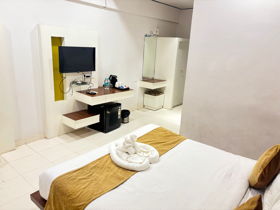 the byke business embassy pan india pure veg hotel chain