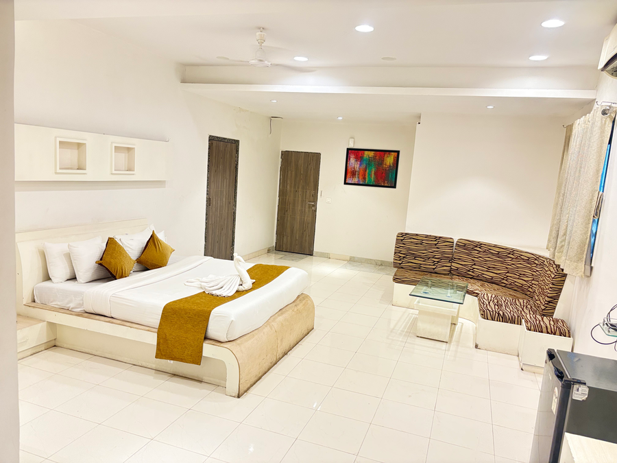 the byke business embassy pan india pure veg hotel chain