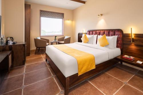 raasvan vrindavan am hotel kollection