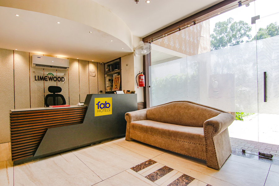 Fabhotel Lime Wood,,3 star