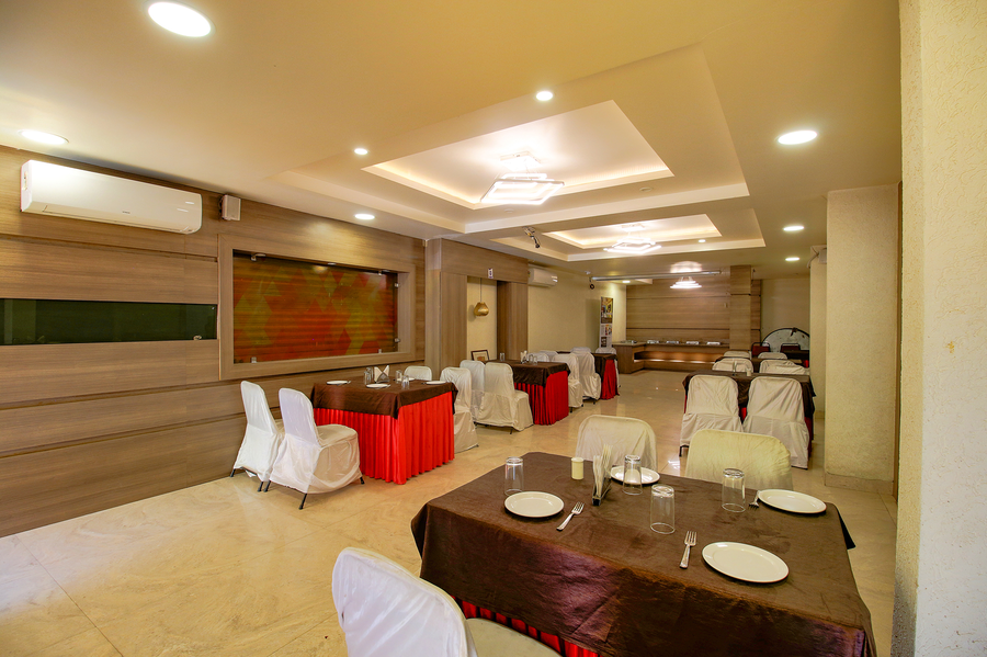 Fabhotel Kamla Regency,,3 star