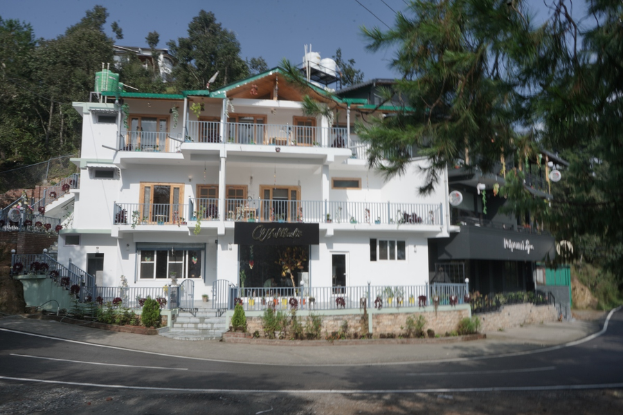 Muktkeshii Boutique Resort,,3 star