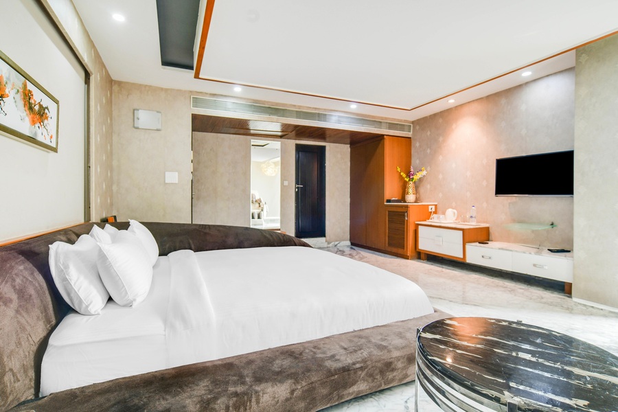 palette sapphire star chappan market