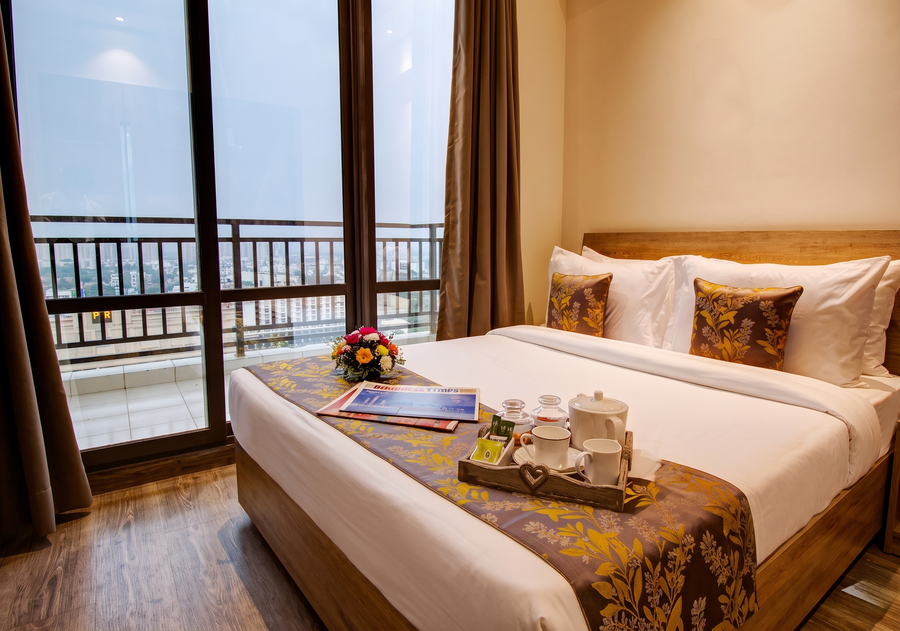 rhythm gurugram hotel and suites sohna road