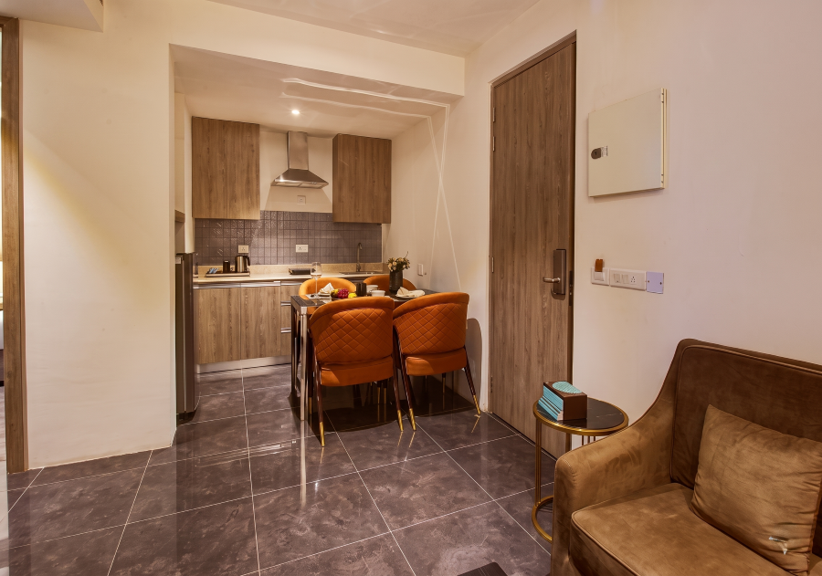 rhythm gurugram hotel and suites sohna road