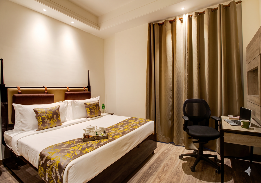 rhythm gurugram hotel and suites sohna road