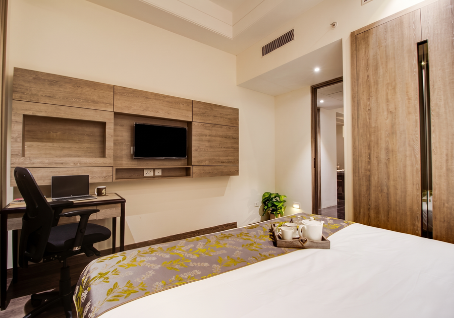 rhythm gurugram hotel and suites sohna road
