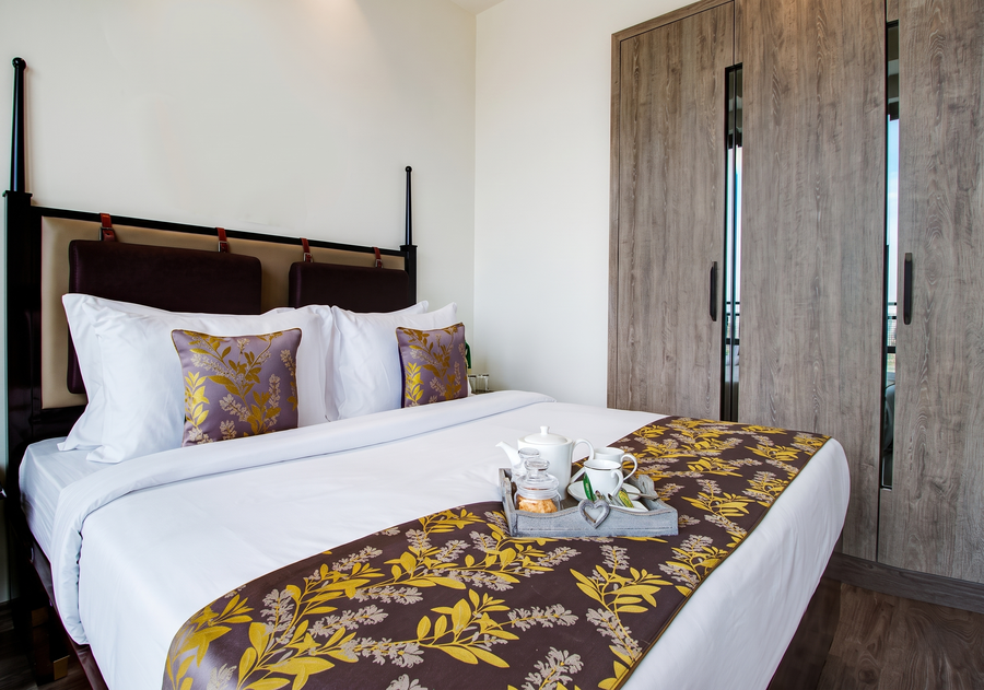 rhythm gurugram hotel and suites sohna road