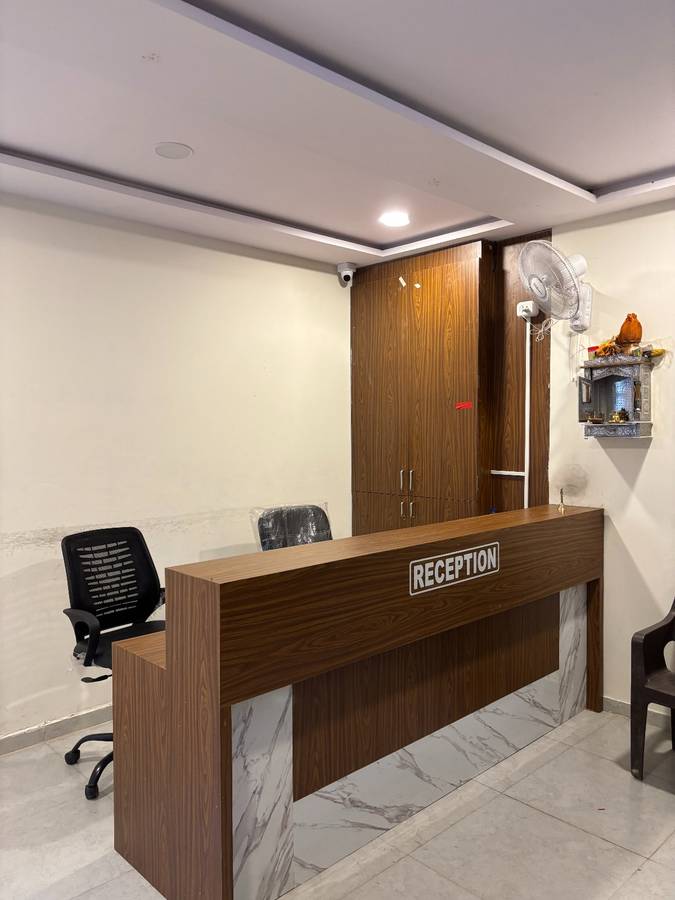 Hotel Mahnsh Palace,,2 star