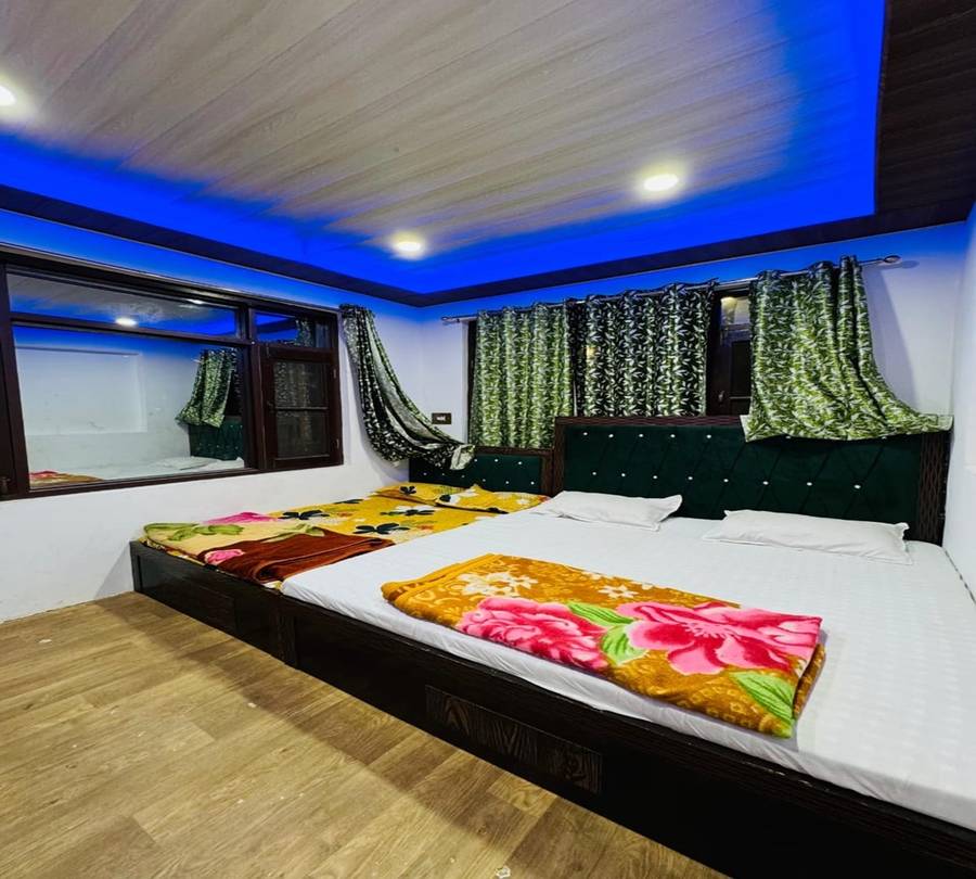 gudoo paying guest house