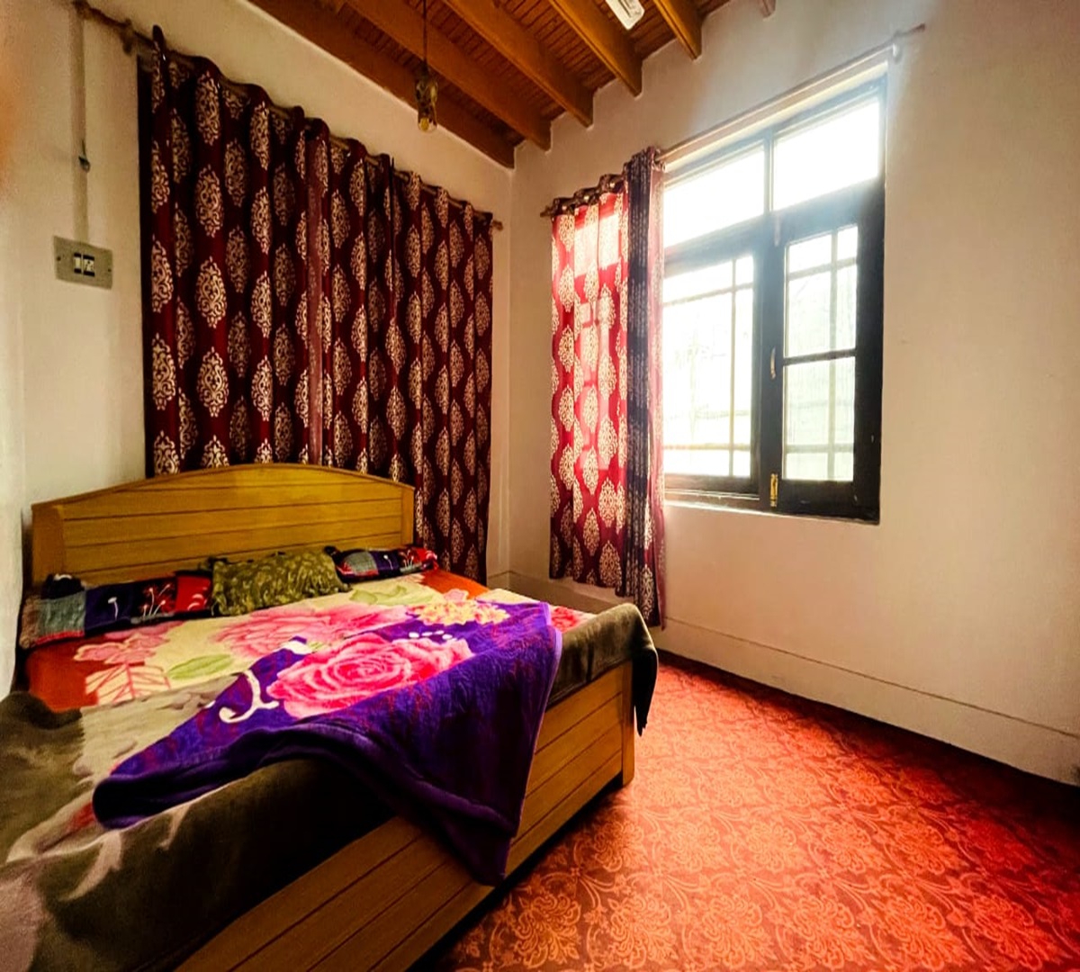 gudoo paying guest house