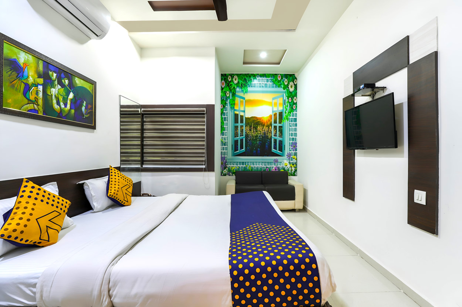Hotel Atithi - Opposite Shreeji Hospital,,3 star