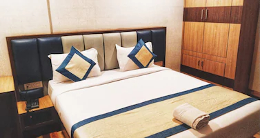 the divan
