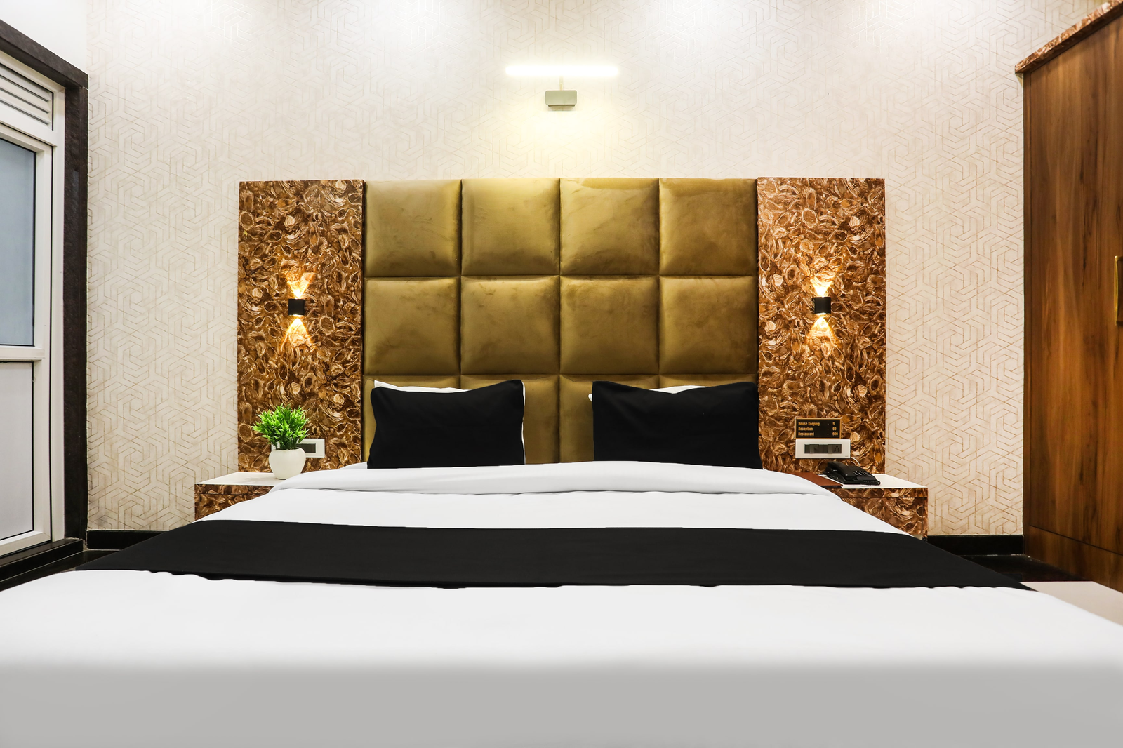 townhouse kota airport formerly hotel shaily royal