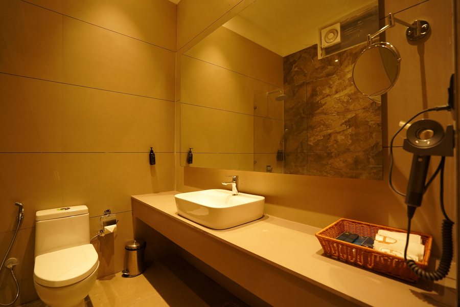 bel la monde riverside jim corbett