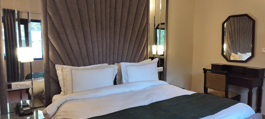 bel la monde riverside jim corbett