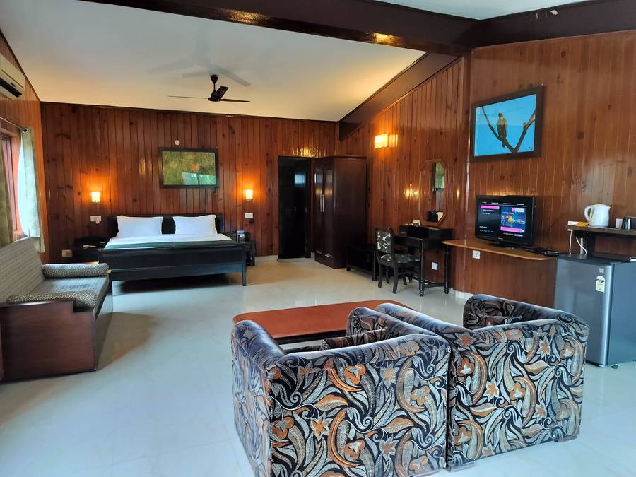 bel la monde riverside jim corbett