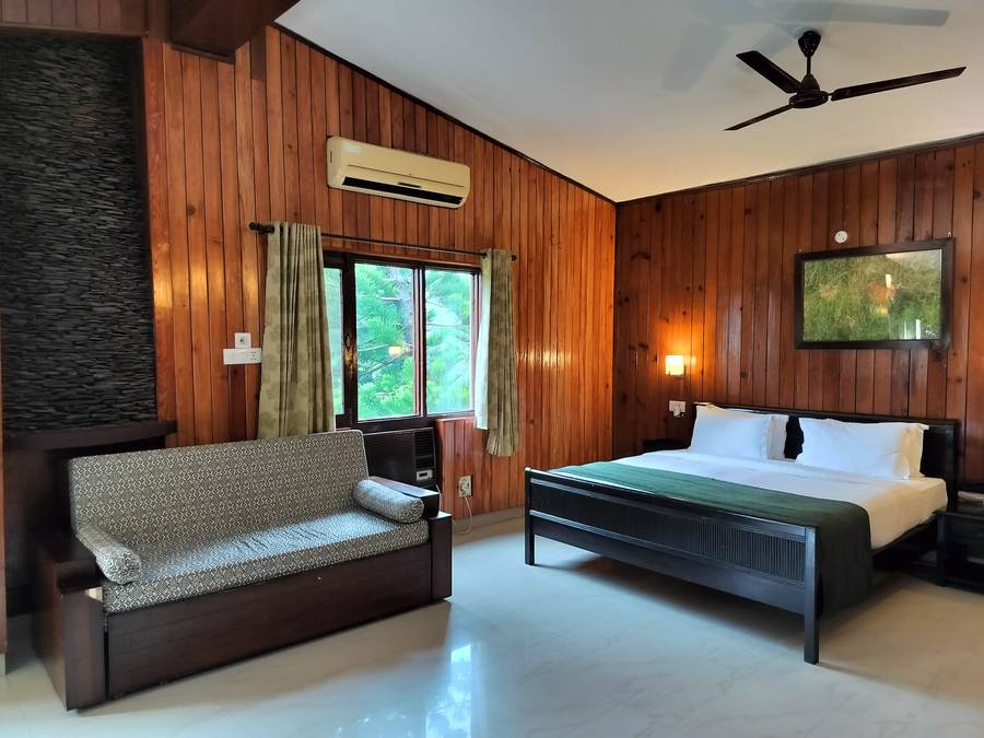 bel la monde riverside jim corbett