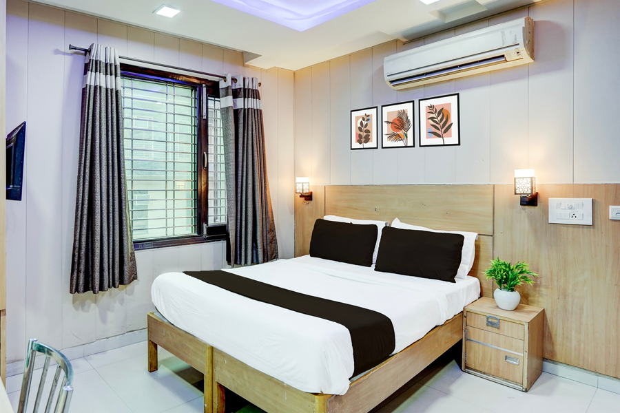 super hotel o rohini sector 24