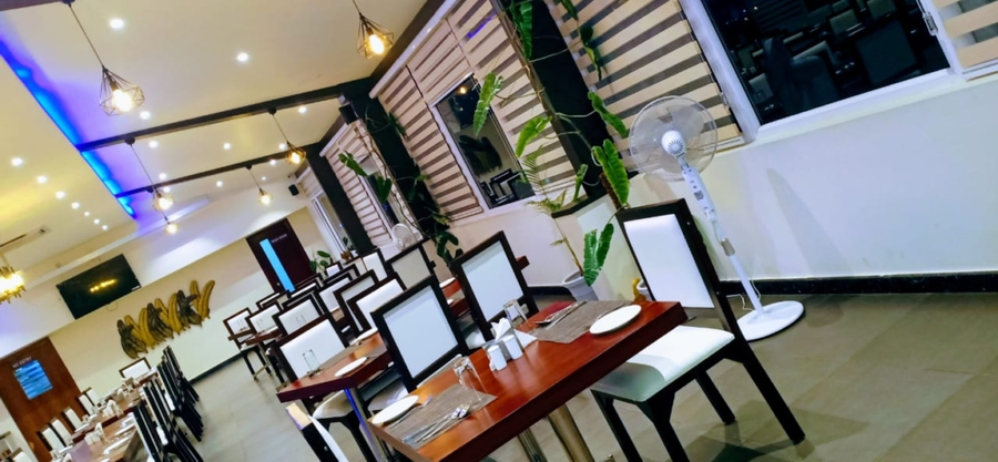 Hotel Blue Pearl,Indira Gandhi Road,3 star