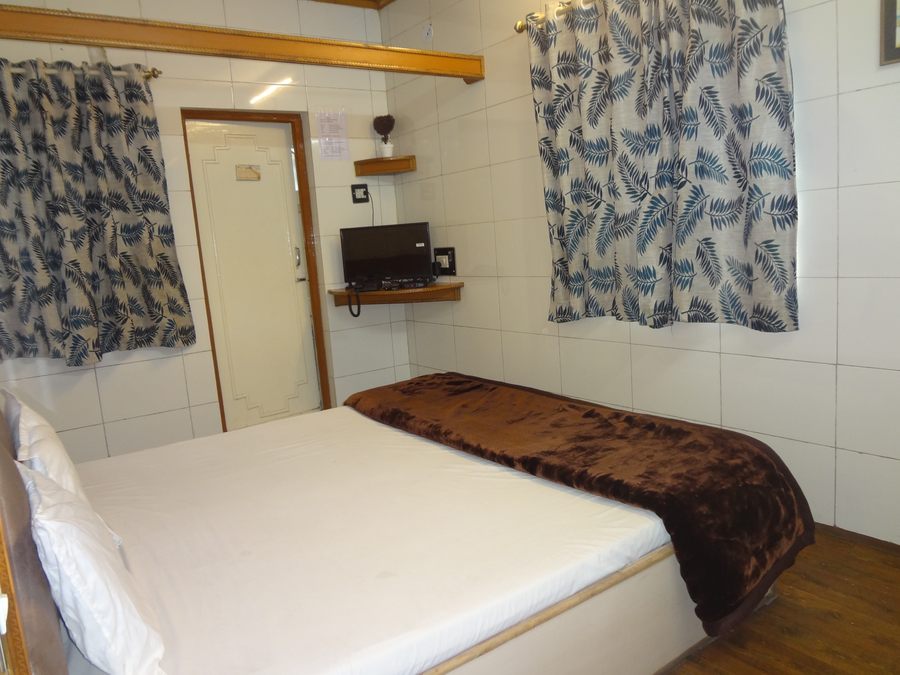 hotel shrimmaya